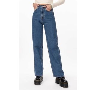 Levi’s high loose jeans